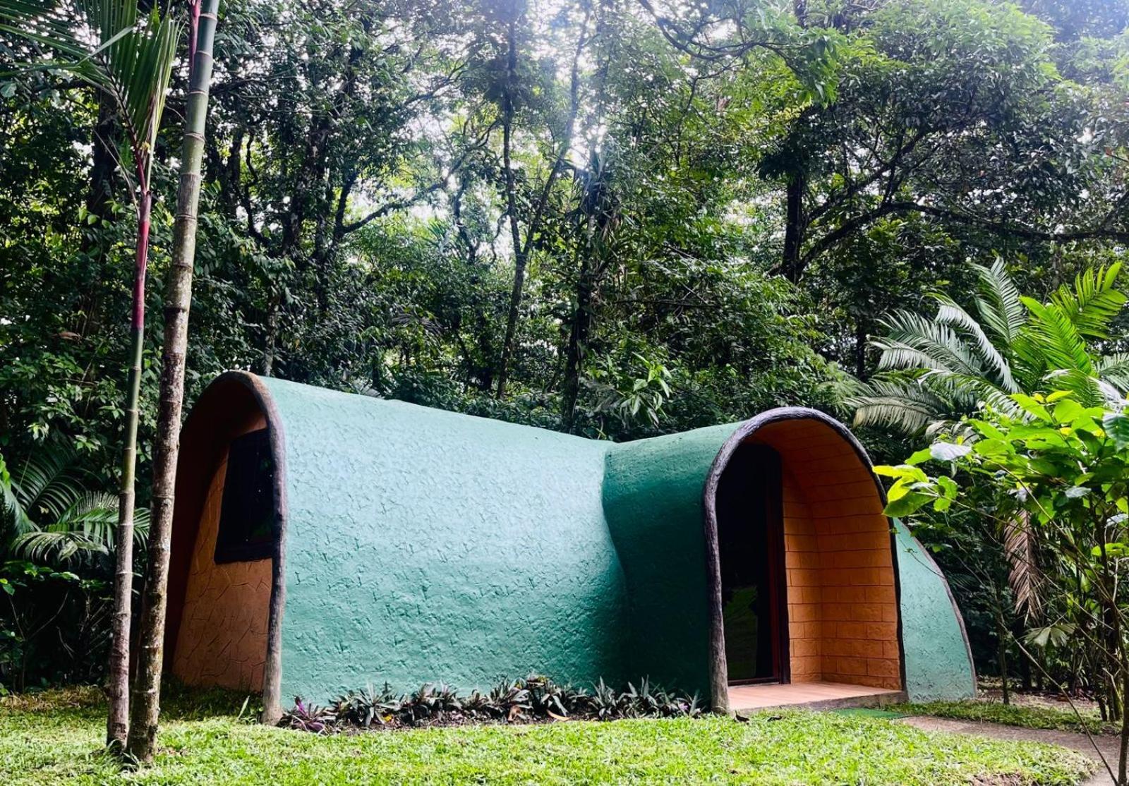 Wellness Park Cr Villa La Fortuna Bagian luar foto